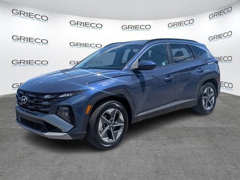 Used 2025 Hyundai Tucson SEL FWD image 3