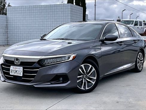 Used 2021 Honda Accord EX image 2