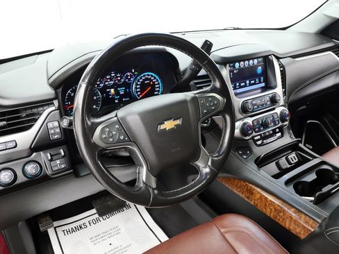 Used 2020 Chevrolet Tahoe Premier w/ Premier Plus Edition AWD/4WD image 11
