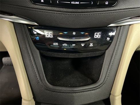 Used 2018 Cadillac XT5 Premium Luxury image 72