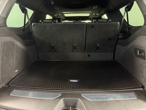 Used 2022 Cadillac Escalade ESV Premium Luxury w/ LPO, Floor Liner Package AWD/4WD image 30