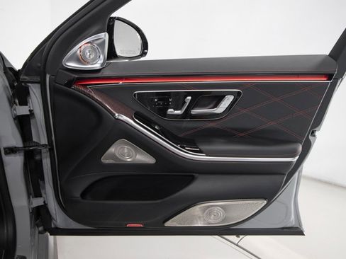 Used 2024 Mercedes-Benz S 63 AMG S image 51