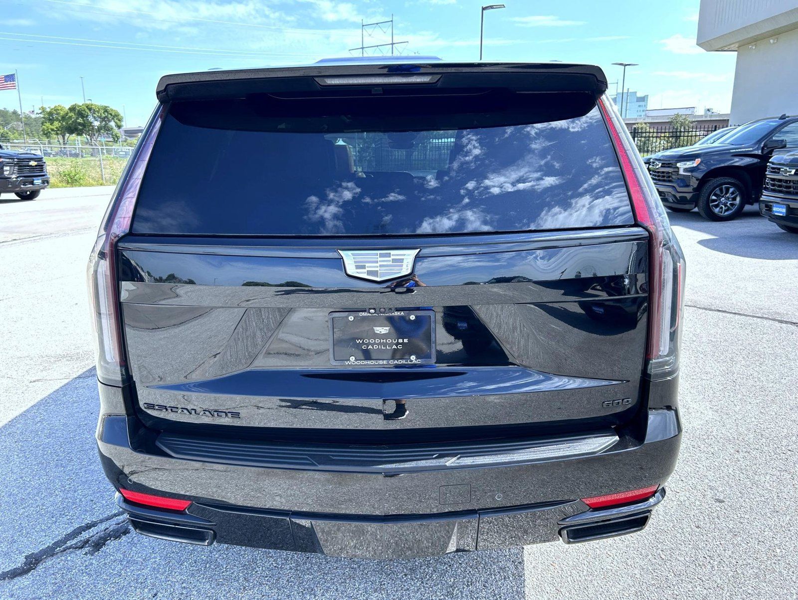 Certified 2024 Cadillac Escalade ESV Sport w/ Touring Package AWD/4WD image 13