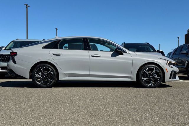 New 2026 Kia K5 GT-Line w/ GT-Line Red Interior Package FWD image 3