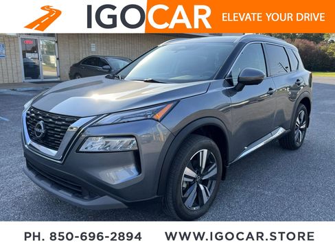 Used 2023 Nissan Rogue SL image 1