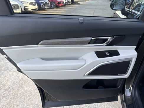 Used 2021 Kia Telluride EX w/ EX Premium Package image 24