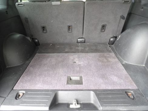 Used 2006 Pontiac Torrent 2WD image 35