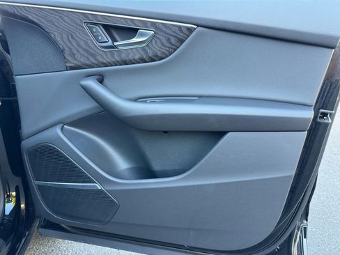 Used 2022 Audi Q8 Premium Plus w/ Premium Plus Package image 43