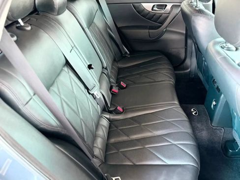 Used 2009 INFINITI FX35 AWD w/ Technology Pkg image 17