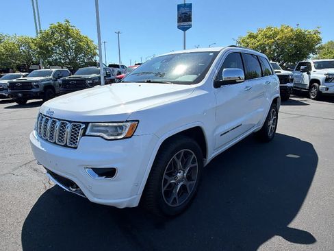 Used 2020 Jeep Grand Cherokee Overland w/ Trailer Tow Group IV RWD image 1
