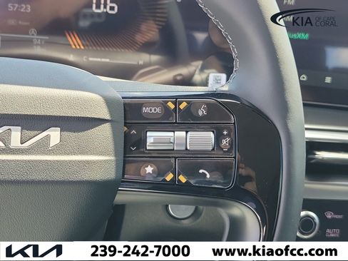 New 2026 Kia Sorento S FWD image 24