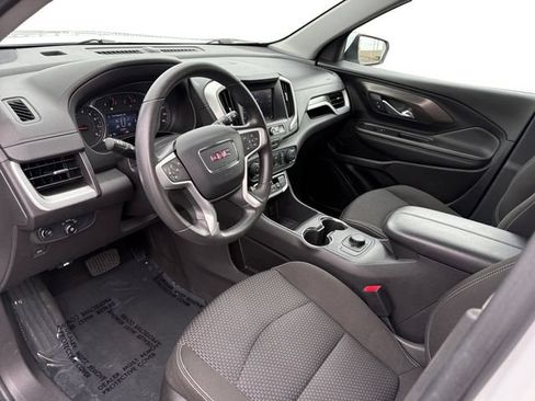 Used 2024 GMC Terrain SLE FWD image 12