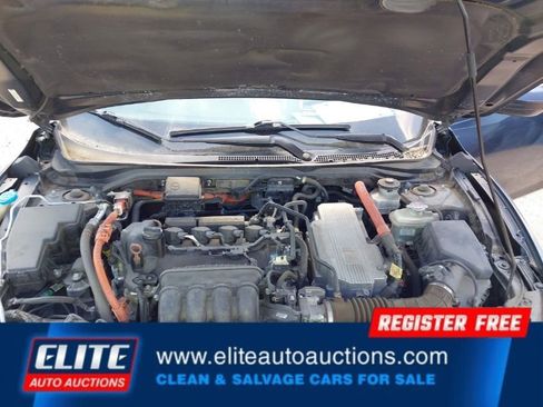 Used 2020 Honda Insight EX image 19