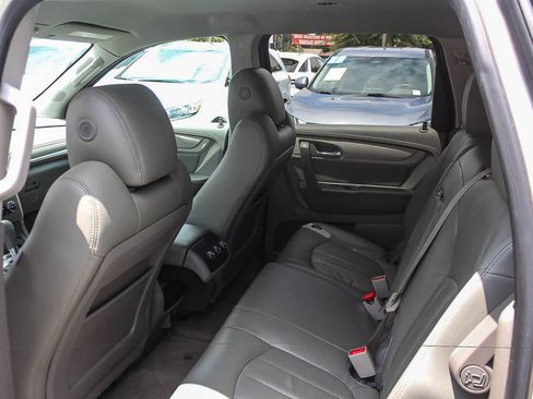 Used 2015 Chevrolet Traverse LS FWD image 23