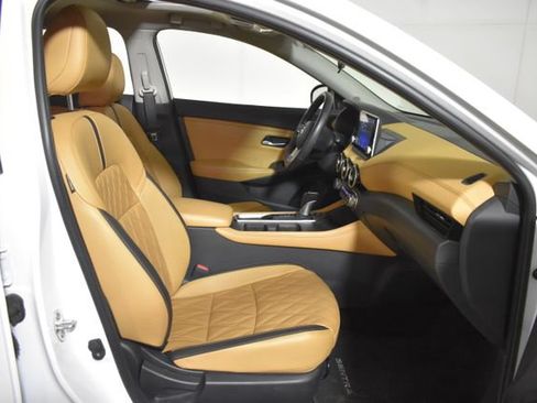 Used 2023 Nissan Sentra SV w/ SV Premium Package FWD image 34