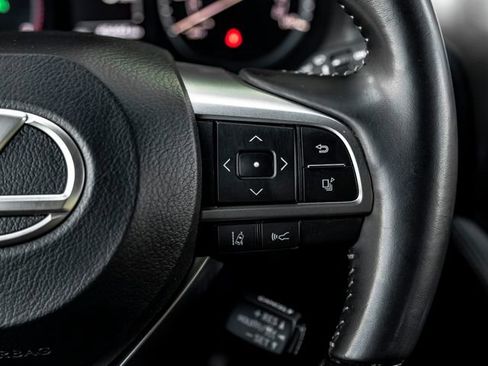 Used 2023 Lexus GX 460 Premium w/ Accessory Package AWD/4WD image 26