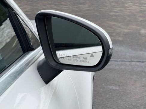 Used 2021 Mercedes-Benz CLA 250 4MATIC image 14