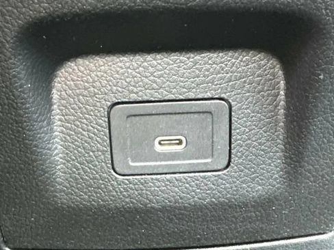 Used 2025 Mercedes-Benz CLA 250 4MATIC image 20