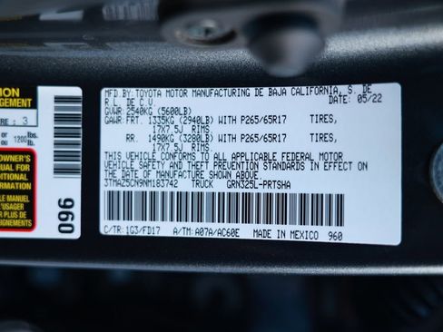 Used 2022 Toyota Tacoma TRD Sport w/ Technology Package RWD image 38