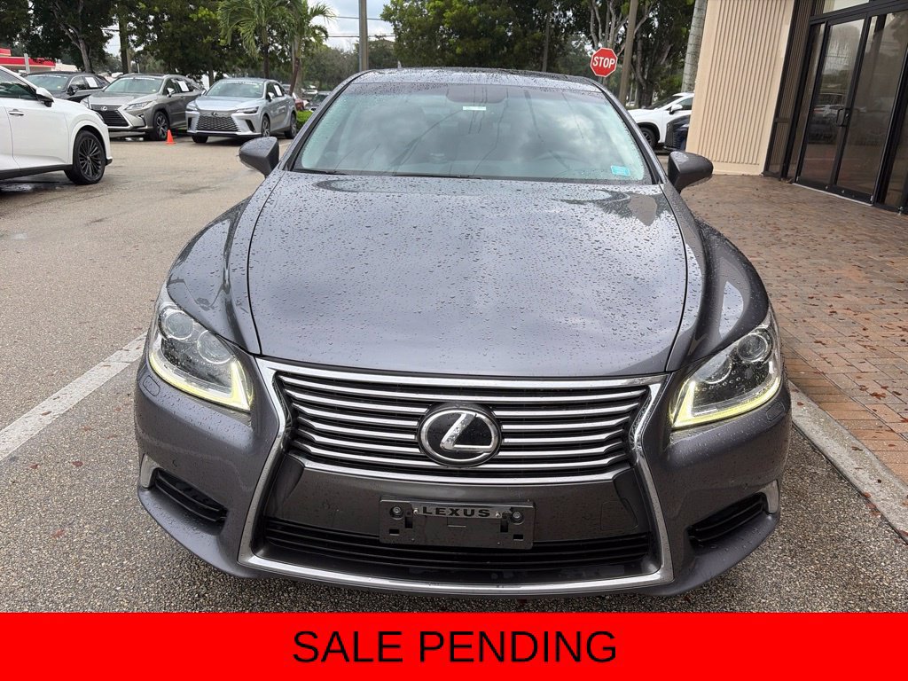 Used 2014 Lexus LS 460 AWD w/ Comfort Package image 9