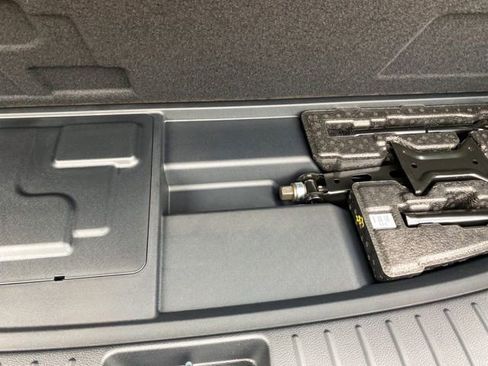 Used 2023 Hyundai Santa Fe SEL Convenience image 34