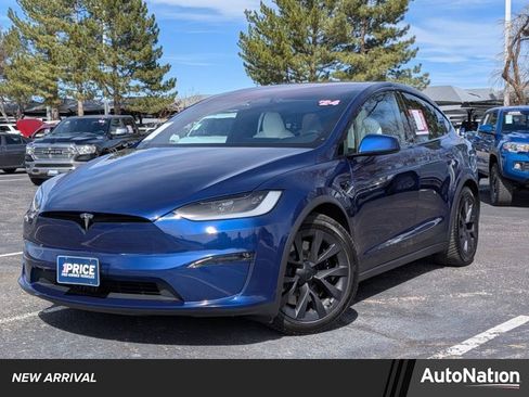 Used 2024 Tesla Model X image 1