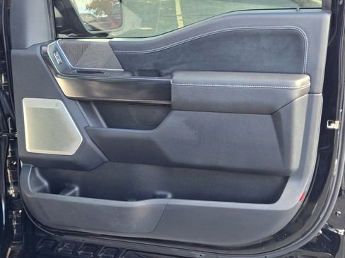 Used 2022 Ford F150 Platinum w/ Equipment Group 701A High image 4