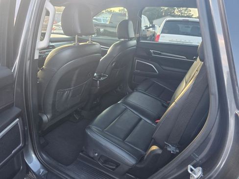Used 2020 Kia Telluride LX image 7