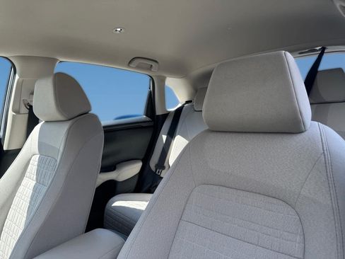 Used 2023 Honda HR-V LX image 15