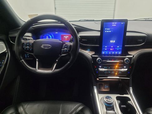 Used 2021 Ford Explorer Platinum w/ Equipment Group 601A image 22