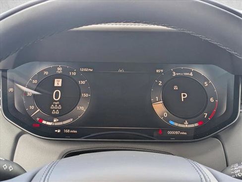 New 2025 Land Rover Range Rover Long Wheelbase SE image 11