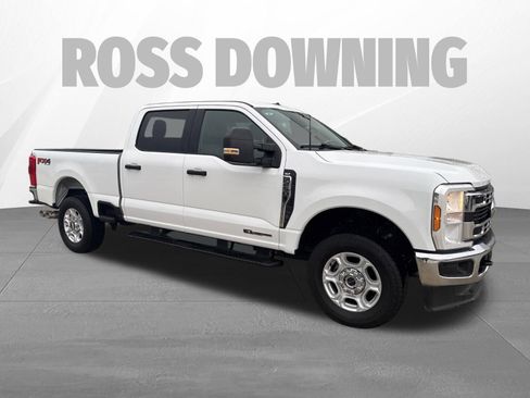 Used 2025 Ford F250 XLT w/ FX4 Off-Road Package AWD/4WD image 9