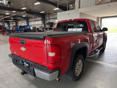 Used 2008 Chevrolet Silverado 1500 LT w/ Power Pack Plus AWD/4WD image 5