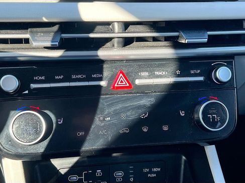 Used 2025 Hyundai Tucson SEL image 18