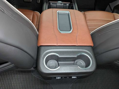 Used 2024 GMC Yukon Denali Ultimate image 24