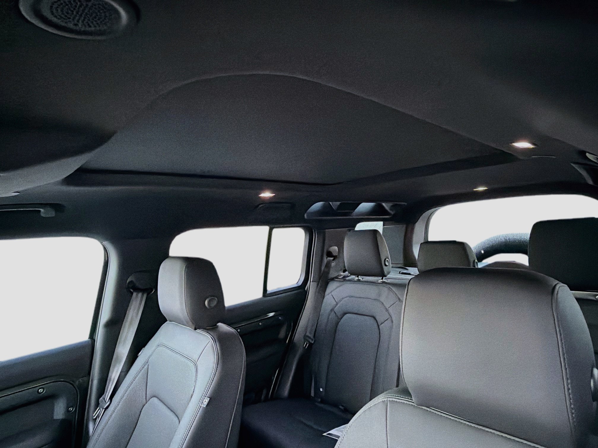 New 2026 Land Rover Defender 110 S AWD/4WD image 27