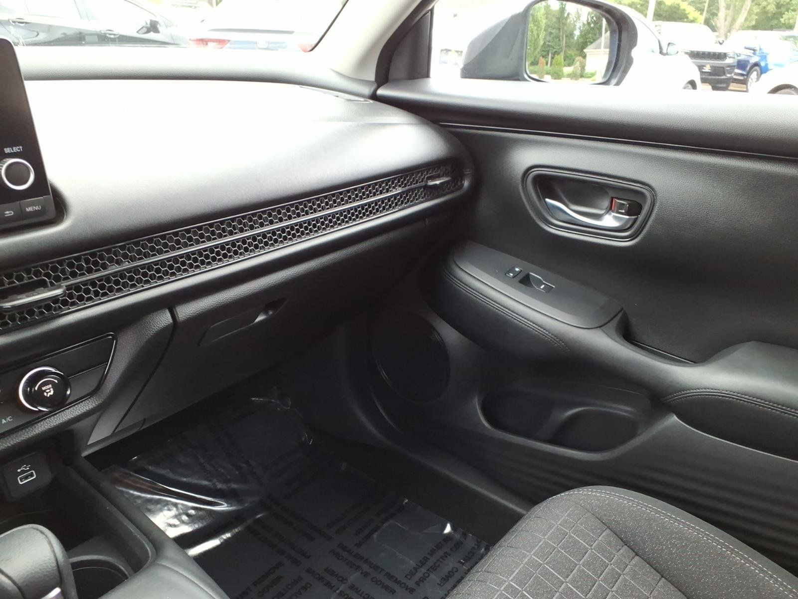 Certified 2024 Honda HR-V LX image 19