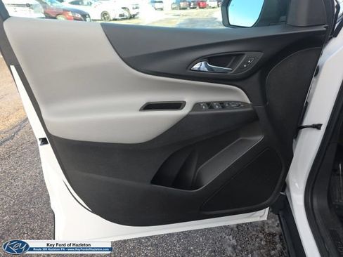Used 2024 Chevrolet Equinox LS AWD/4WD image 21