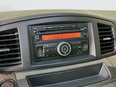 Used 2012 Nissan Quest S image 19