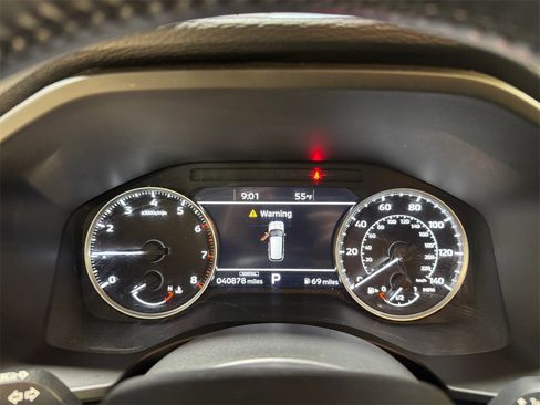 Used 2022 Mitsubishi Outlander SE image 16