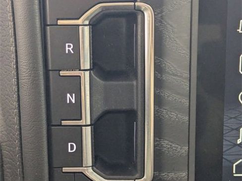 Used 2023 GMC Yukon Denali image 24