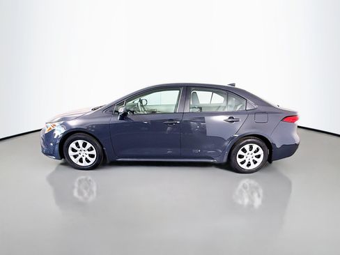 Used 2025 Toyota Corolla LE FWD image 6