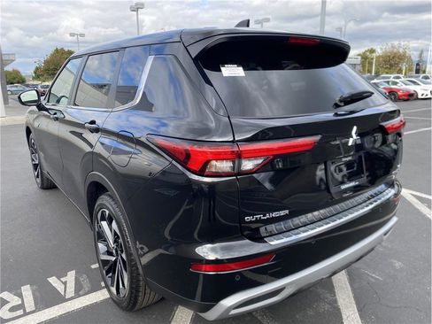 New 2025 Mitsubishi Outlander SE AWD/4WD image 7