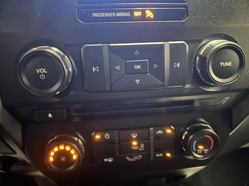 Used 2018 Ford F150 XLT w/ Equipment Group 301A Mid RWD image 16