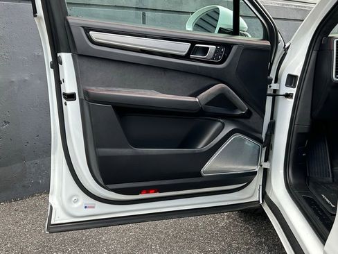 Certified 2023 Porsche Cayenne GTS image 20