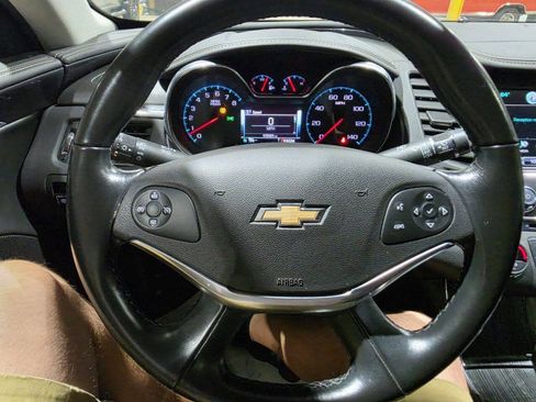 Used 2018 Chevrolet Impala Premier FWD image 30
