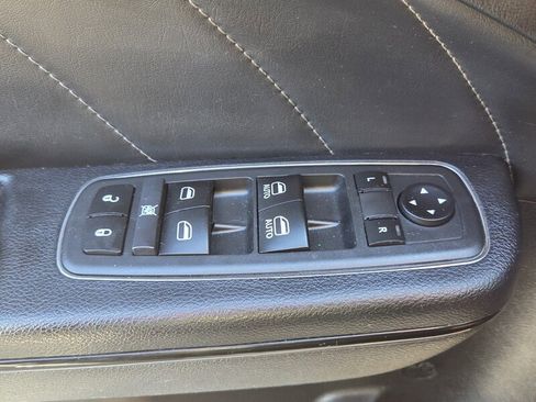 Certified 2019 Dodge Charger Scat Pack w/ Daytona Edition Group image 17