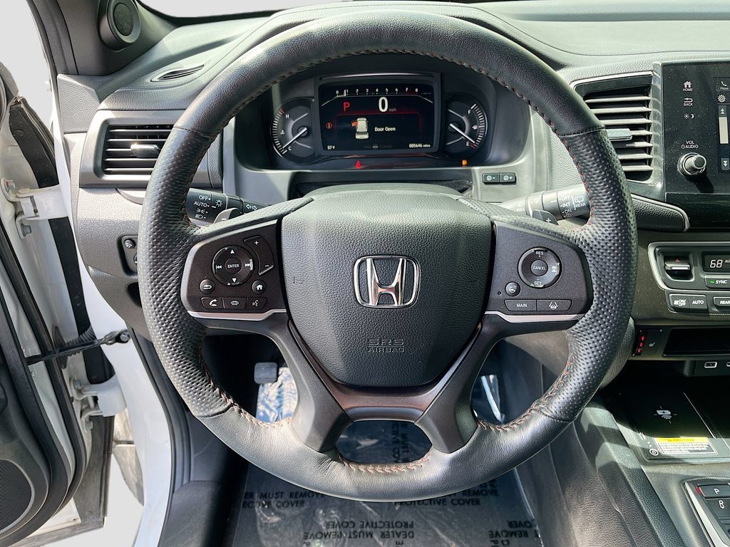 Used 2024 Honda Passport TrailSport image 11