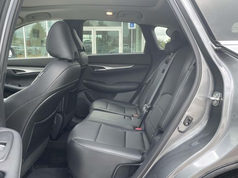 Used 2023 INFINITI QX50 Luxe FWD image 10
