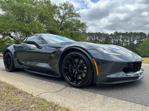 Used 2019 Chevrolet Corvette Grand Sport image 3